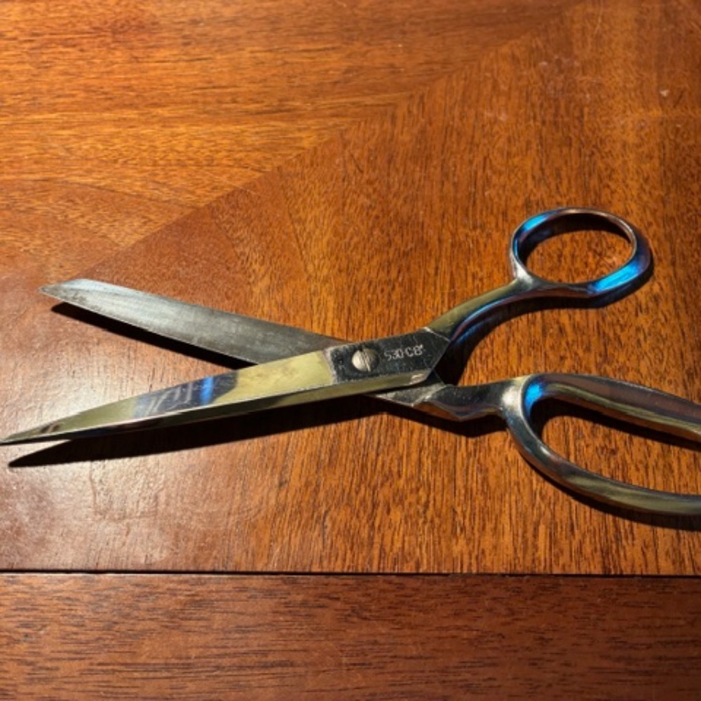 Steel Tailor Scissors 8 inch made in Italy - Picture 3 of 5